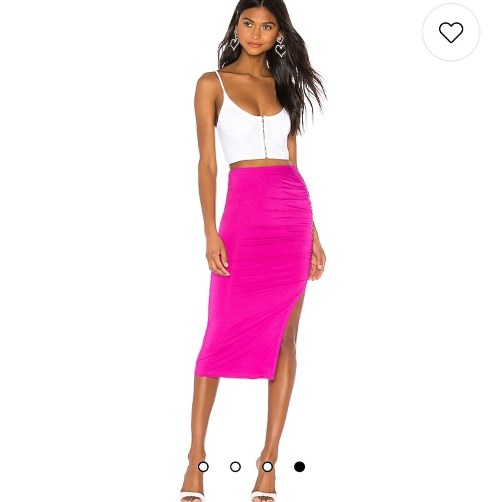 Superdown Tiffani ruched midi skirt. XS
